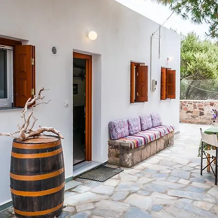 Our Plaka (Milos)
